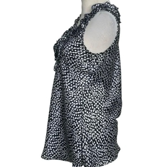 Spense Women's Size 1X Black Silver Dot Sleeveless Ruffle V Neck Tunic Top - Picture 4 of 8